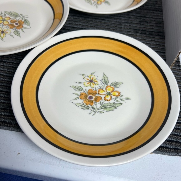 Vintage Underglazed Grand Bahama Japan 4907 Soup bowls 5 Hand Painted Stone Ware - Picture 5 of 13